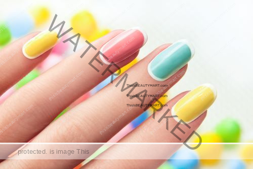 Oval-shaped pastel nail art